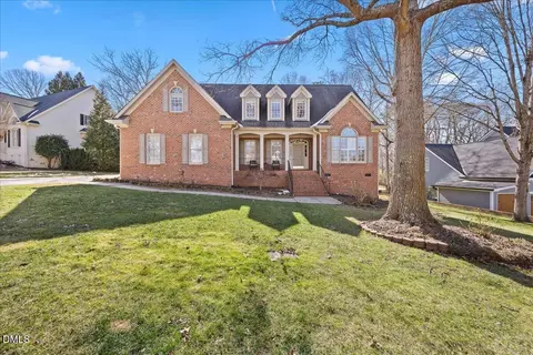 1001 Neuse Ridge Dr, Clayton, NC 27527