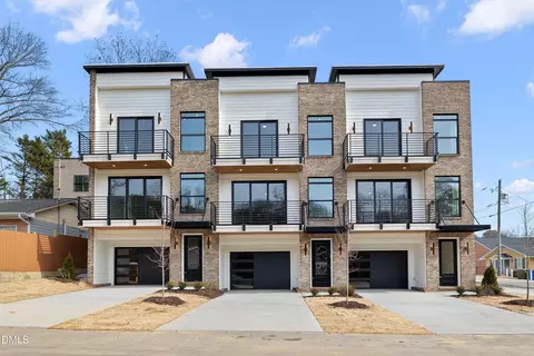 221 S West St, Fuquay Varina, NC 27526