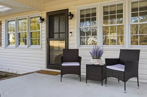 41 Maple Cir, Pittsboro, NC 27312