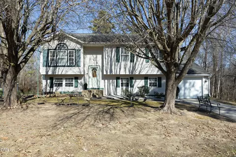 5713 Brandycrest Dr, Raleigh, NC 27610