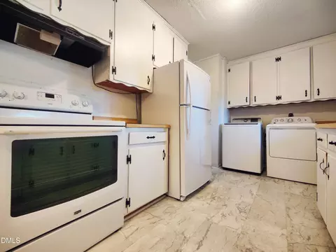 Kitchen - 406 Avery St, Garner, NC 27529 photo 1 of 3