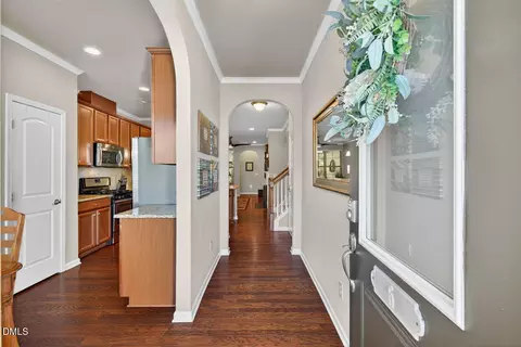 Entry Way - 6 Intuition Cir, Durham, NC 27705 photo 1 of 4