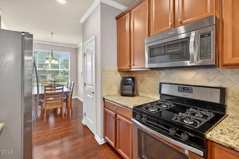 Kitchen - 6 Intuition Cir, Durham, NC 27705 photo 7 of 8