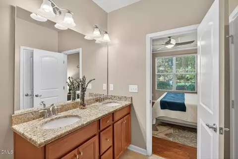 Bath - 6 Intuition Cir, Durham, NC 27705 photo 3 of 5
