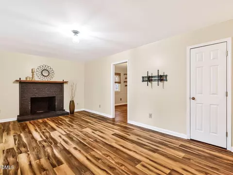 903 Limerick Ln, Durham, NC 27713 photo 7