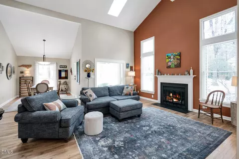 356 Weymouth Close, Pittsboro, NC 27312
