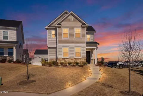 137 Moraine Ct, Raleigh, NC 27610