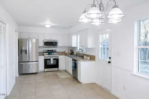 Kitchen - 7 Hannah Ct, Durham, NC 27713 photo 1 of 2