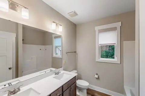 Bath - 3656 Epperly Ct, Raleigh, NC 27616 photo 3 of 5
