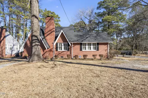 1522 W Thomas St W, Rocky Mount, NC 27804