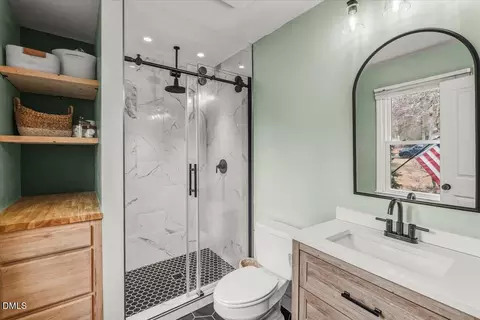 Bath - 8 Dundee Ct, Durham, NC 27712 photo 1 of 3