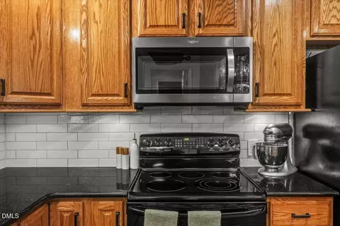 Kitchen - 8 Dundee Ct, Durham, NC 27712 photo 5 of 6