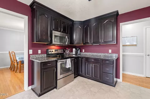Kitchen - 16 Saddle Ridge Dr, Willow Spring, NC 27592 photo 1 of 4