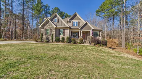 50 Willow Bend Dr, Youngsville, NC 27596