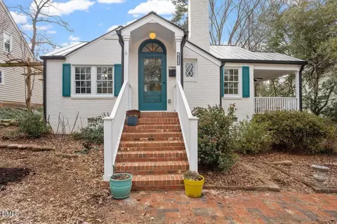 2809 Barmettler St, Raleigh, NC 27607