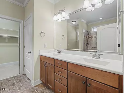 Bath - 154 Easy Wind Ln, Garner, NC 27529 photo 1 of 3
