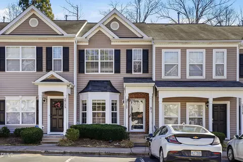 2717 Wyntercrest Ln, Durham, NC 27713