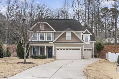 397 Sugarberry Ln, Clayton, NC 27527