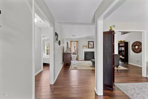 3009 Brookrun Dr, Jamestown, NC 27282