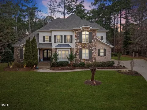 10101 Lobley Hill Ln, Raleigh, NC 27613