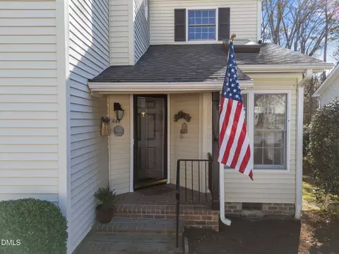 Exterior - 444 Crossvine Close, Pittsboro, NC 27312 photo 2 of 12