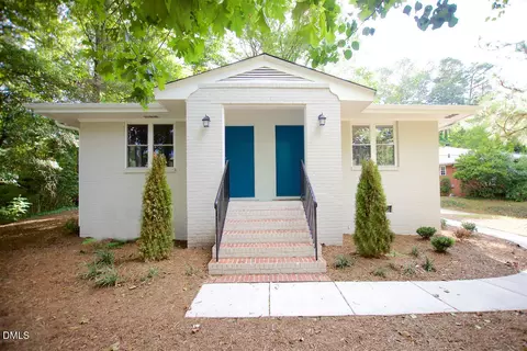 101 W Woodridge Dr, Durham, NC 27707