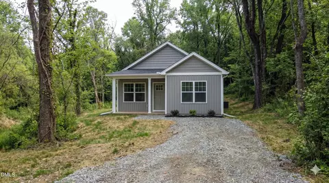 1250 Chase St, Burlington, NC 27217