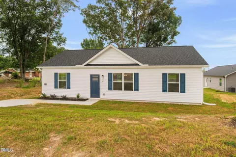 Exterior - 1655 Bunnlevel Erwin Rd, Bunnlevel, NC 28323 photo 1 of 2