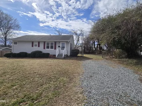 2107 Martin St, Burlington, NC 27217
