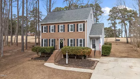 645 Fairway Dr, Sanford, NC 27330