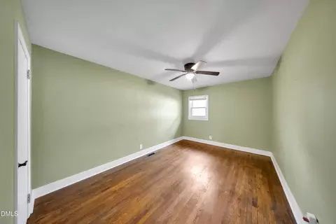 Bedroom - 818 Lynn Rd, Durham, NC 27703 photo 2 of 5