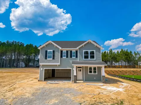 96 Eagle Rock Dr, Lillington, NC 27546