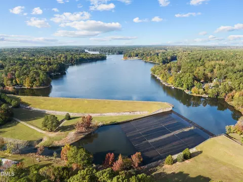 102 Horseman Dr, Louisburg, NC 27549