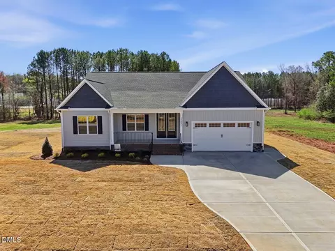 12631 Mallard Rock Dr, Zebulon, NC 27597
