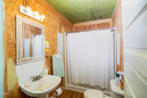 Bath - 7167 Adolph Rd, Bailey, NC 27807 photo 1 of 1