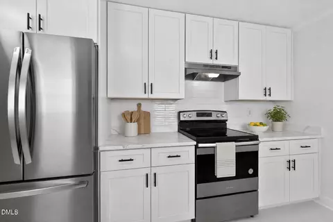Kitchen - 302 Normandy St, Durham, NC 27707 photo 5 of 8