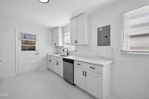 Kitchen - 302 Normandy St, Durham, NC 27707 photo 6 of 8
