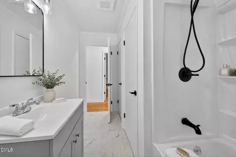 Bath - 302 Normandy St, Durham, NC 27707 photo 3 of 3