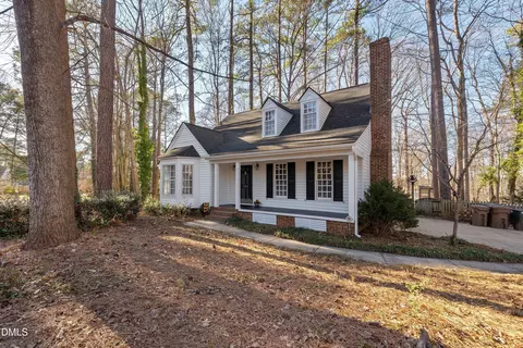 104 Bayoak Dr, Cary, NC 27513