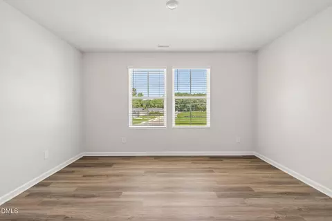 150 Muscovy Dr, Four Oaks, NC 27524