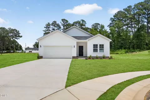 131 Muscovy Dr, Four Oaks, NC 27524