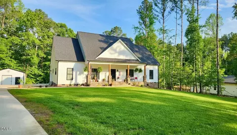 128 Horseman Dr, Louisburg, NC 27549