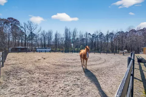 794 Cobb Rd, Benson, NC 27504 photo 1
