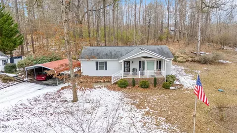 4514 Creeks Xing, Efland, NC 27243