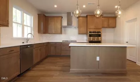 604 Brackenberry Aly, Wake Forest, NC 27587