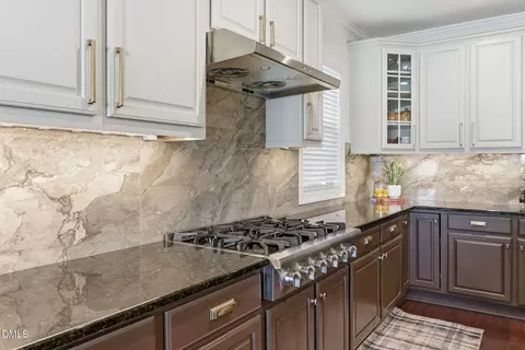 Kitchen - 715 Windy Peak Loop, Cary, NC 27519 photo 2 of 7