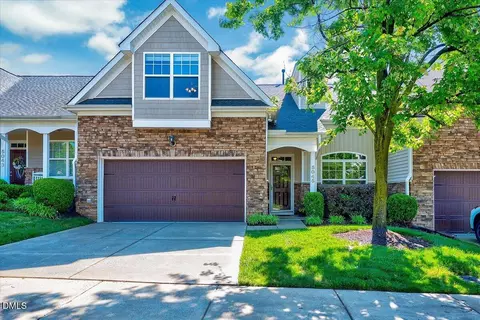 5045 Homeplace Dr, Apex, NC 27539
