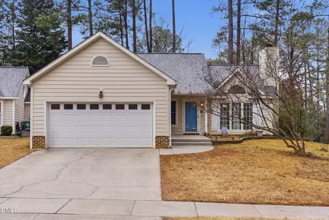 121 Buena Vista Dr, Cary, NC 27513