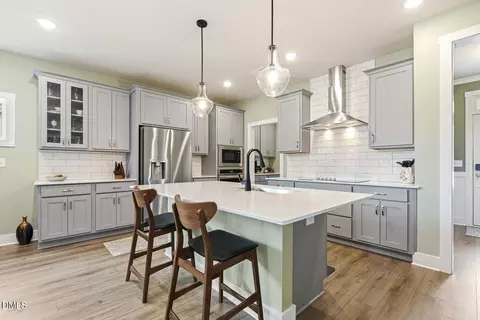 217 Salem Village Dr, Fuquay Varina, NC 27526