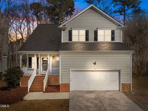 5210 Groveside Ct, Raleigh, NC 27613